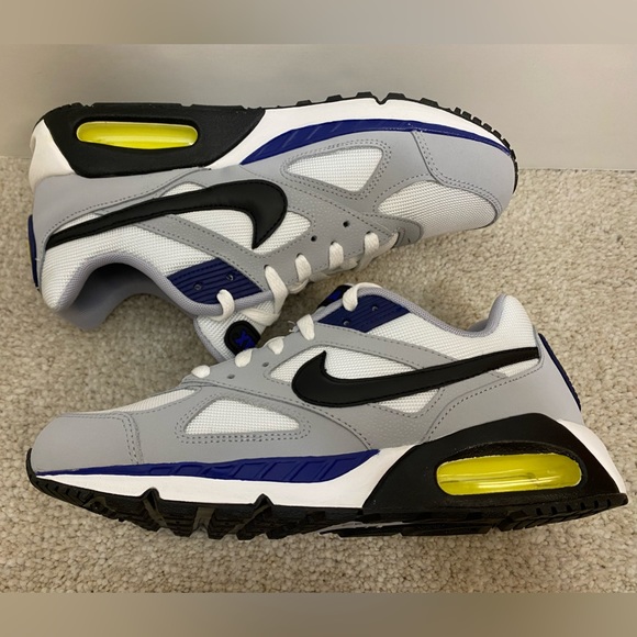 Nike Air Max IVO Shoes (White Black Grey Navy Trainer) Men’s 8/Women’s 8.5 NEW - Picture 6 of 16
